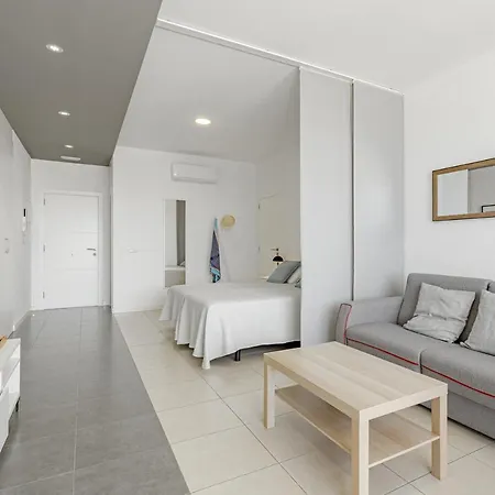 Rentonthebeach Nº5 * لوس كريستيانوس